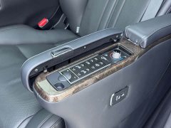 Toyota Alphard Hybrid 2.5L Premium Edition - ფოტო 10