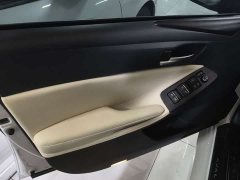 Toyota Avalon 2.0L XLE Premium Edition - ფოტო 12