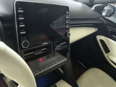 Toyota Avalon 2.0L XLE Premium Edition - ფოტო 14