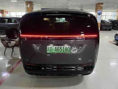 Li Auto Li Xiang MEGA Ultra - ფოტო 9