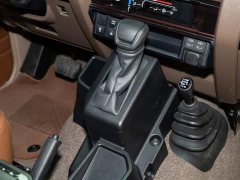 Toyota Land Cruiser (Imported) LC76 2.8T Diesel - ფოტო 16