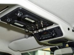 Toyota Land Cruiser (Imported) LC76 2.8T Diesel - ფოტო 18