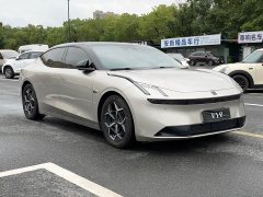 Lynk & Co Geely Lynk & Co Z10 95kWh 766km RWD Max - ფოტო 3