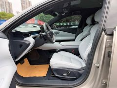 Lynk & Co Geely Lynk & Co Z10 95kWh 766km RWD Max - ფოტო 7