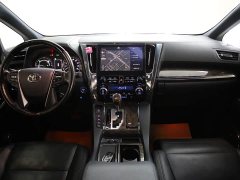 Toyota Vellfire Crown Hybrid 2.5L HV Premium Edition - ფოტო 6