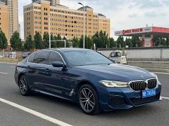 BMW 5 Series 525Li M Sport Package - ფოტო 2