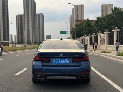 BMW 5 Series 525Li M Sport Package - ფოტო 5