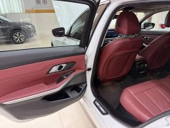 BMW 3 Series 320Li M Sport Package - ფოტო 17