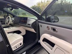 Li Auto i6 Two-Wheel Drive Standard - ფოტო 7