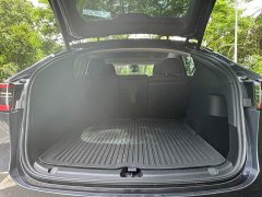Tesla Model Y 2022 Facelift Long Range All-Wheel Drive - ფოტო 18