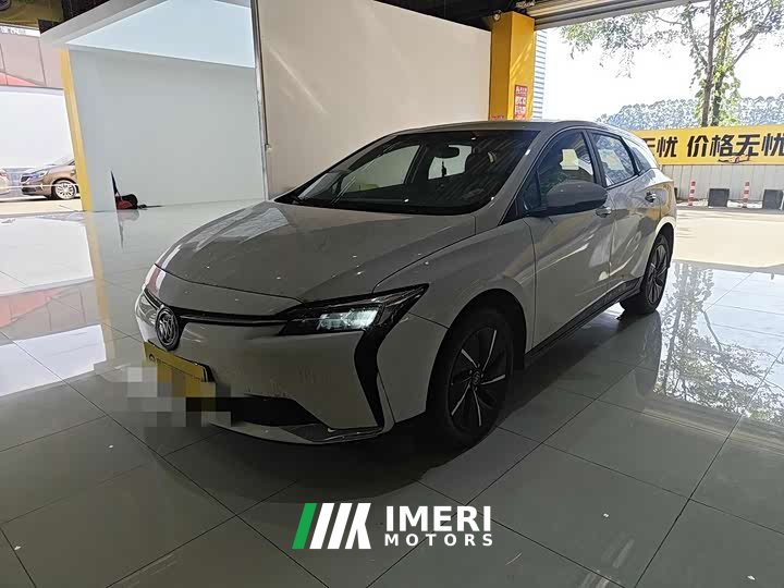 Buick Weilan 6 430km Comfort Edition - ავტომობილი ჩინეთიდან