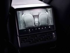 Tesla Model Y Rear-Wheel Drive - ფოტო 18