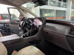 Toyota Vellfire Crown Hybrid 2.5L Executive Premier Edition - photo 11