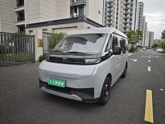 Long-Range Super Remote Super VAN Yuancheng Edition Short Wheelbase Mid-Roof 68kWh Smart Chip - ფოტო 1