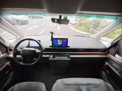 Long-Range Super Remote Super VAN Yuancheng Edition Short Wheelbase Mid-Roof 68kWh Smart Chip - ფოტო 6