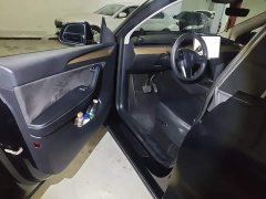Tesla Model Y Standard Range RWD - ფოტო 17
