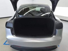 Tesla Model 3 Rear-Wheel Drive - ფოტო 4