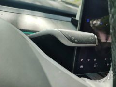 Tesla Model Y Rear-Wheel Drive - ფოტო 15