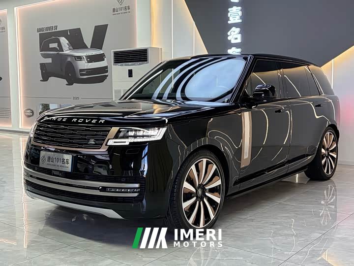 Land Rover Range Rover 3.0 L6 400PS Extended Wheelbase 7-Seater