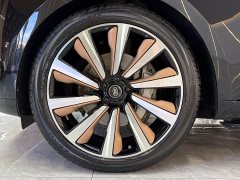 Land Rover Range Rover 3.0 L6 400PS Extended Wheelbase 7-Seater - ფოტო 8