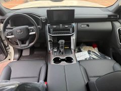 Toyota Land Cruiser (Imported) 4.0L Automatic - ფოტო 16