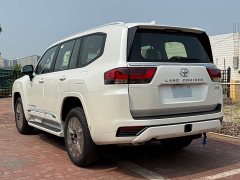 Toyota Land Cruiser (Imported) 4.0L Automatic - ფოტო 8
