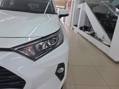 Toyota RAV4 2.0L CVT FWD Urban Edition - ფოტო 5