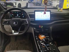 BYD Qin PLUS Glory Edition DM-i 55KM Leading - ფოტო 12
