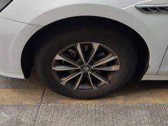 BYD Qin PLUS Champion Edition DM-i 55KM Leading - ფოტო 6