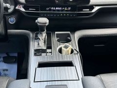 Toyota Sienna 2021 2.5L Hybrid Platinum Edition - ფოტო 13