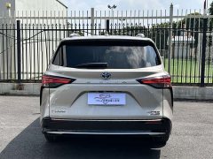 Toyota Sienna 2021 2.5L Hybrid Platinum Edition - ფოტო 5