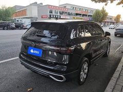 Volkswagen Touareg 2023 300TSI Two-Wheel Drive Crescent Edition - ფოტო 3