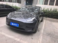 Tesla Model Y Rear-Wheel Drive - ფოტო 1