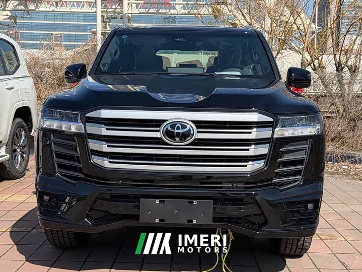 Toyota Land Cruiser (Imported) 4.0L Automatic - ავტომობილი ჩინეთიდან
