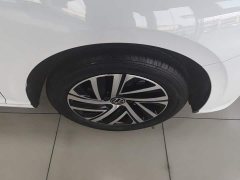 Volkswagen Lavida 300TSI DSG Full Comfort Edition - ფოტო 6