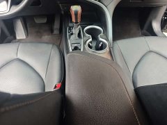 Toyota Camry 2.0G Luxury - ფოტო 14