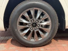 Toyota Land Cruiser (Imported) 3.3T Diesel - ფოტო 20