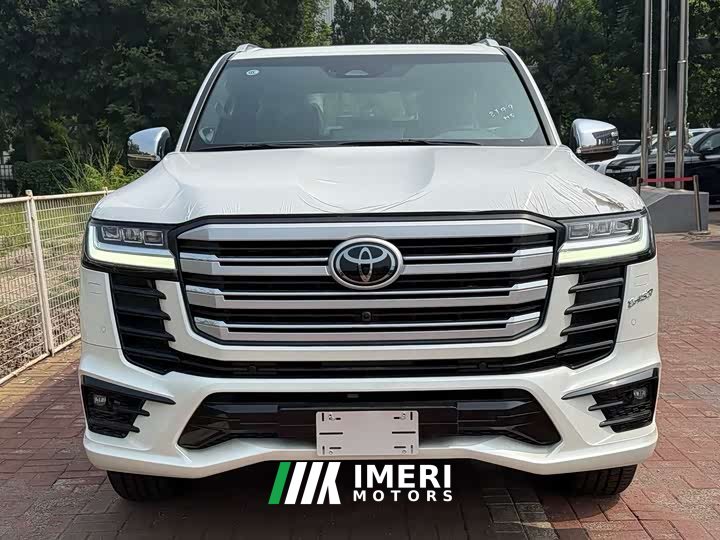 Toyota Land Cruiser (Imported) 3.5L Automatic - ავტომობილი ჩინეთიდან