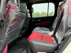 Toyota Land Cruiser (Imported) 3.5L Automatic - ფოტო 13