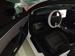 Tesla Model 3 Long Range Rear-Wheel Drive - ფოტო 17