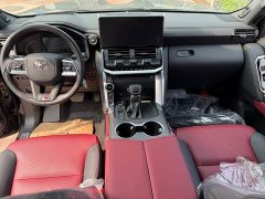 Toyota Land Cruiser (Imported) 3.5T Automatic - ფოტო 15