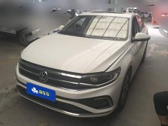 Volkswagen Bora 200TSI DSG Comfort Edition - ფოტო 1