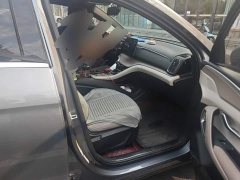 BYD Song Pro New Energy DM-i 71KM Glory Edition Pilot - ფოტო 8