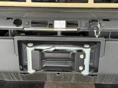 Toyota Land Cruiser (Imported) LC76 2.8T Diesel - ფოტო 7