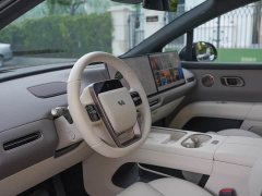 Li Auto i6 Four-Wheel Drive Standard Edition - ფოტო 13