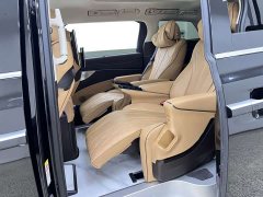 Denza D9 2022 DM-i 970 AWD Flagship - ფოტო 17