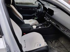 Honda Civic Hatchback 2.0L e:HEV Sport Touring - ფოტო 8