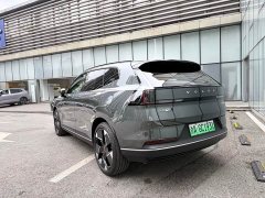 Volvo XC70 Plug-in Hybrid 2026 All-Wheel Drive Extended Range Ultra - ფოტო 6