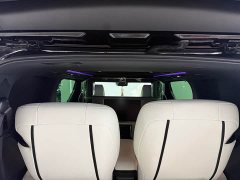 Lexus LM 2020 300h Four-Seat Royal Edition - ფოტო 12
