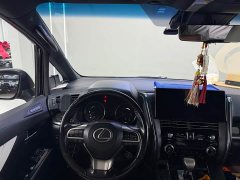 Lexus LM 2020 300h Four-Seat Royal Edition - ფოტო 15